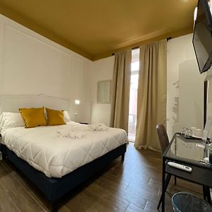 Camera con letto king size